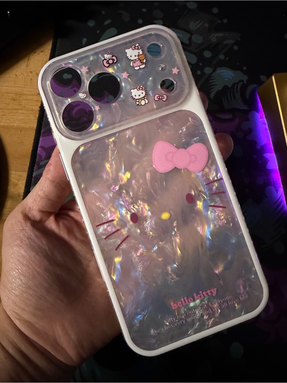 Hello Kitty iPhone 17 pro max cas